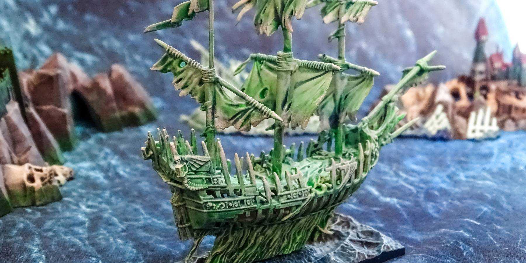 Dreadfleet Shadewraith